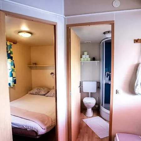 Apartment Family Friendly With A Swimming Pool Pakostane, Biograd - 18980 Pakostane